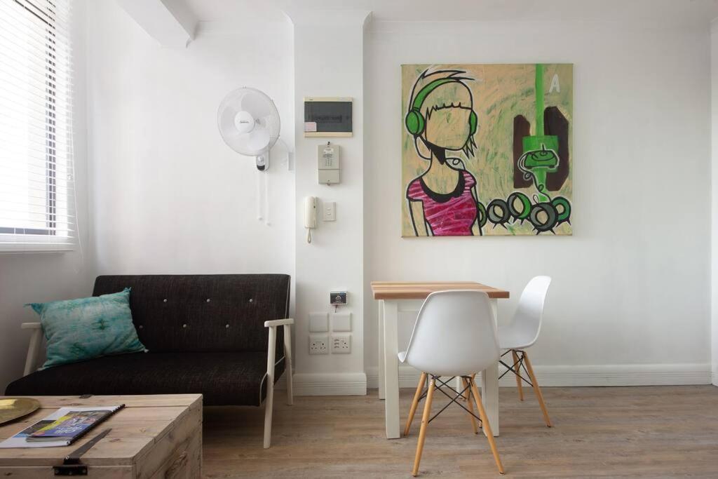 Studio 337 With Netflix Apartment